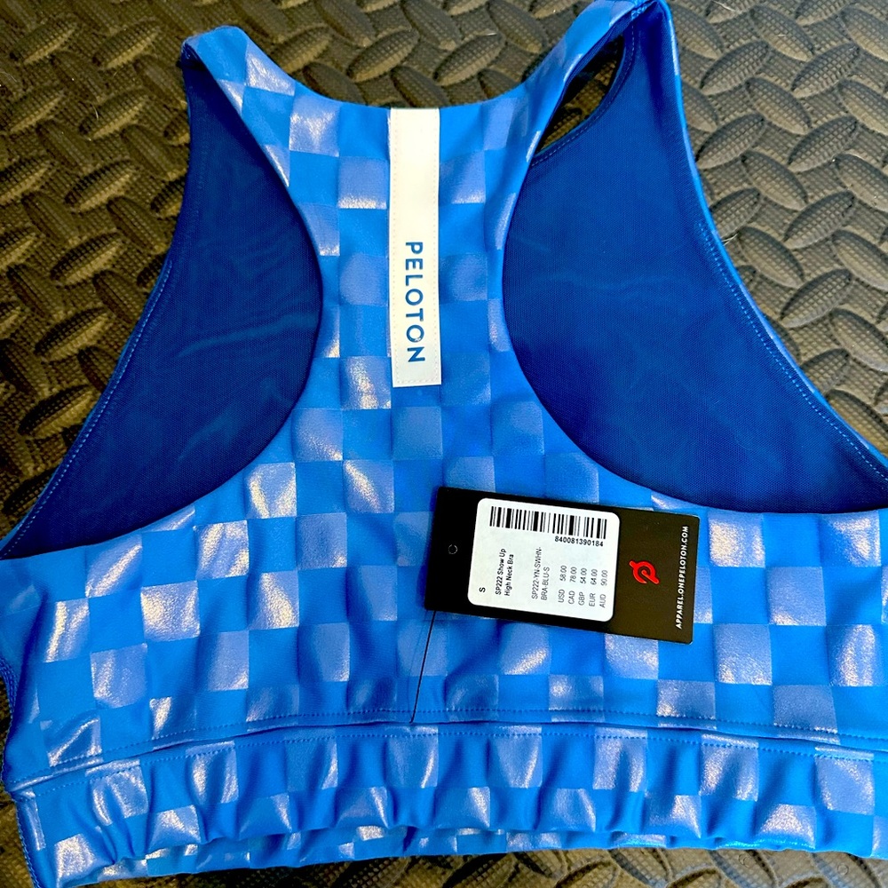 Peloton bra, never wore.
